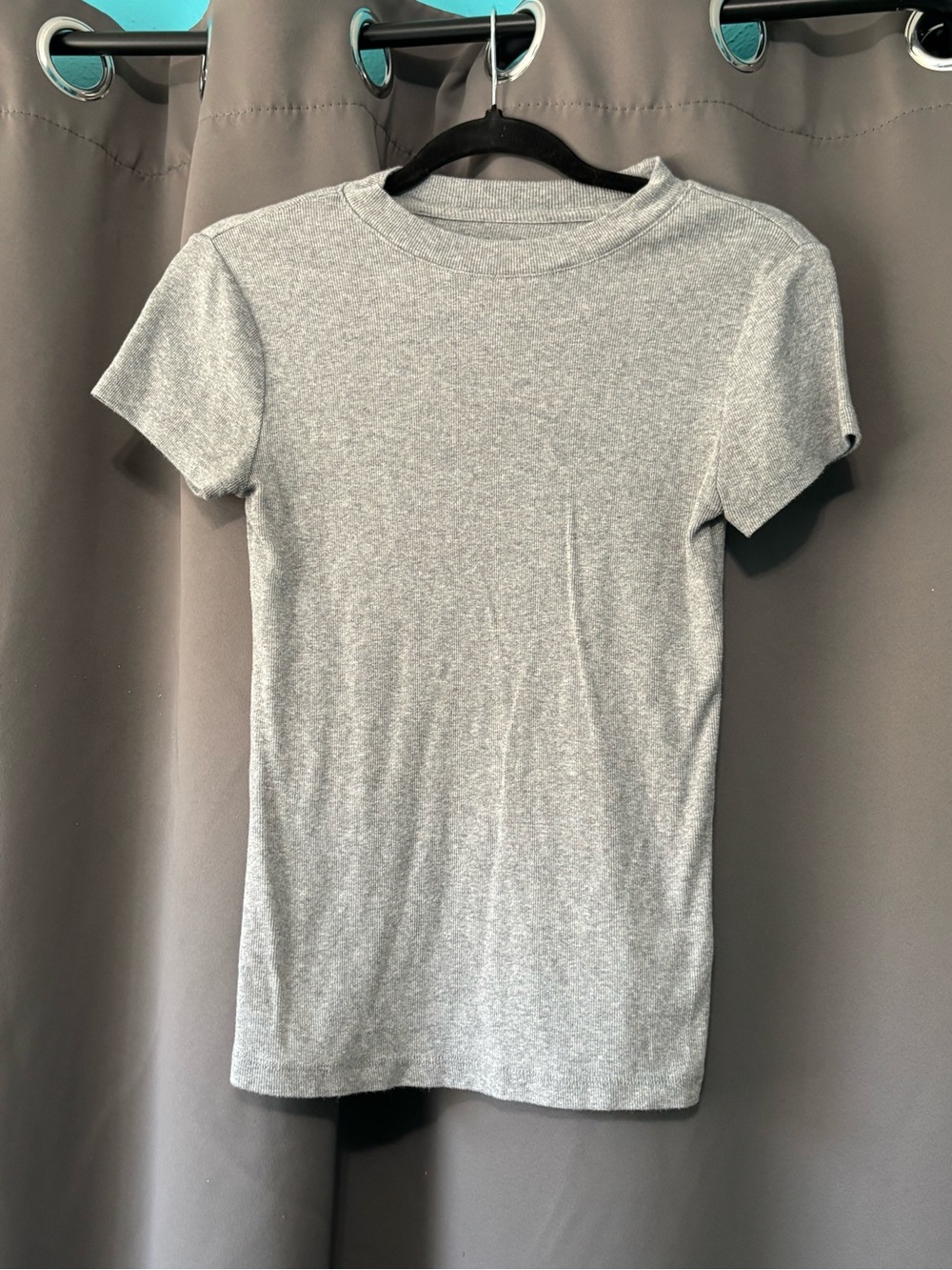 🎁a new day Heather Gray Short-Sleeve Crewneck Tee